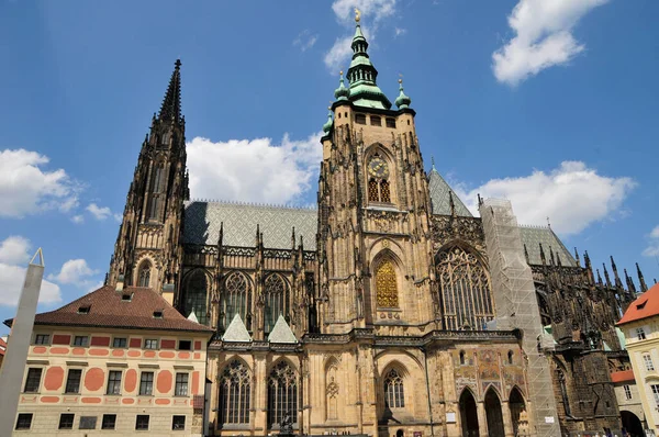 Main Facade Vitus Cathedral Street Prague Czech Republic Decorative Elements — Stockfoto