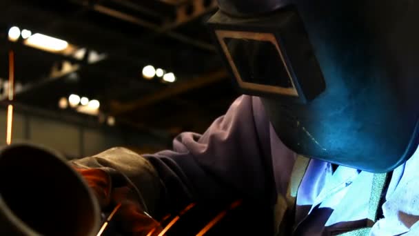 Welding mask — Stock Video