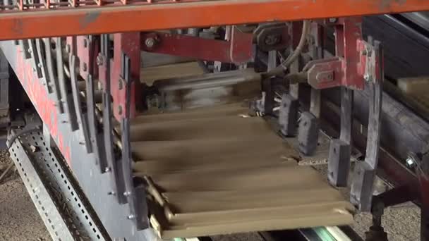 Clay Tile Roof Production Productielijn Van Een Moderne Fabriek Voor — Stockvideo