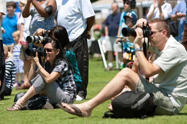 Shooting Photography At Spring Outdoor Festival — Stock Photo, Image
