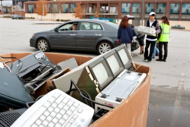 insanlar olay geri dönüşüm, elektronik devre dışı bırak