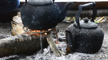 şenlik ateşi kırsal Tayland tarihinde eski su ısıtıcısı