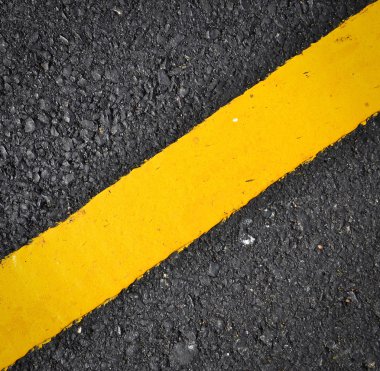 Yeni sarı çizginin yol doku