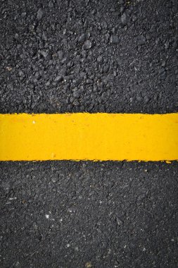 Yeni sarı çizginin yol doku
