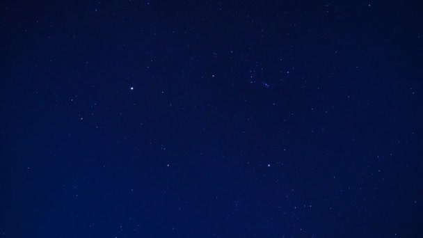 Time Lapse beau mouvement étoilé dans le ciel nocturne (normal )