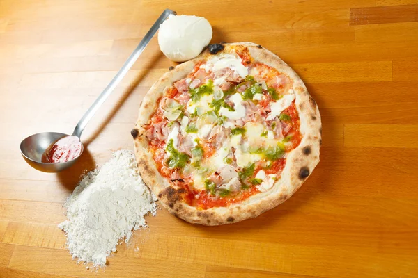 Italian Pizza — Stock Photo, Image