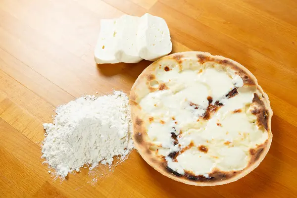 İtalyan pizzası.
