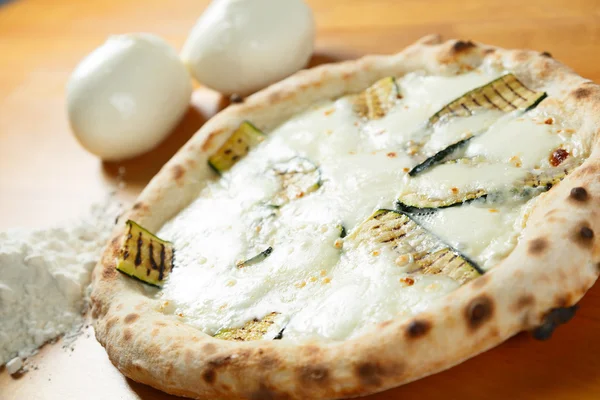 İtalyan pizzası.