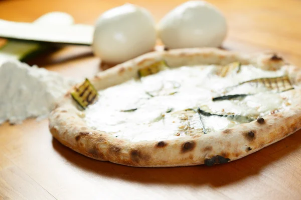 İtalyan pizzası.