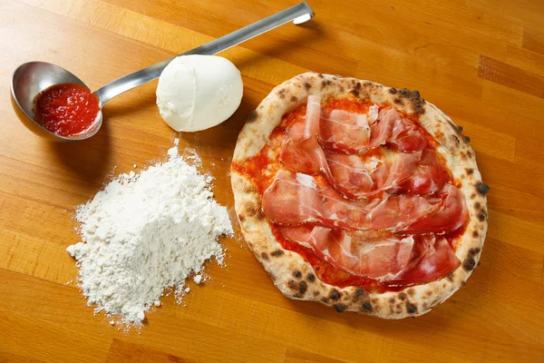 Italian Pizza — Stock Photo, Image