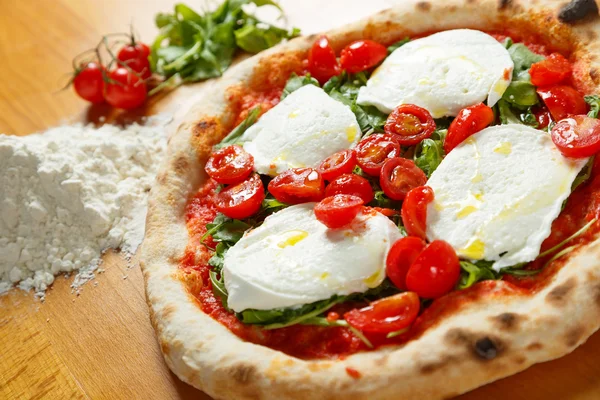 İtalyan pizzası.