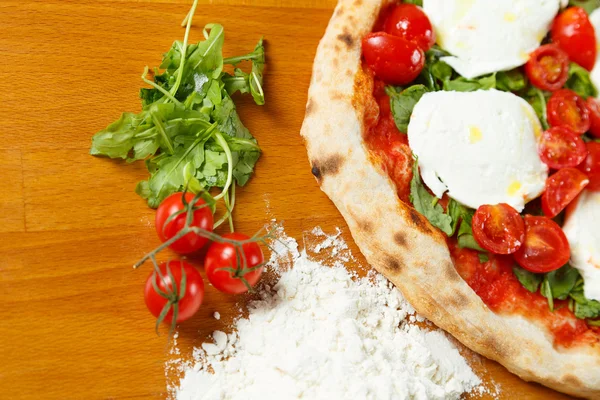 İtalyan pizzası.