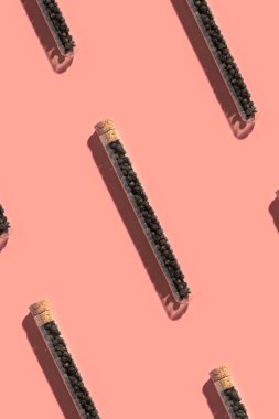 Cam mataralarda karabiber. Kusursuz tekrarlama deseni.