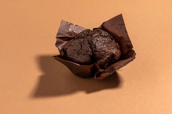 Magdalena Chocolate Sobre Fondo Beige — Foto de Stock