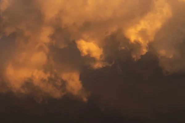 Cielo Hermoso Atardecer Con Nubes Increíbles — Foto de Stock