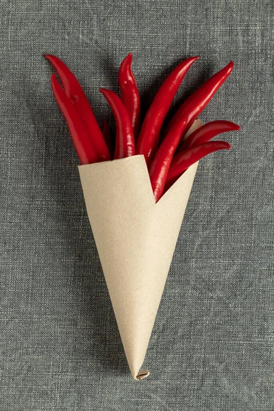 Red Hot Chili Peppers Paper Cone Table — Stok fotoğraf