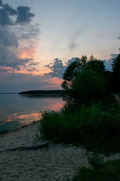 Varm Sommarsolnedgång Vid Volga Älv — Stockfoto