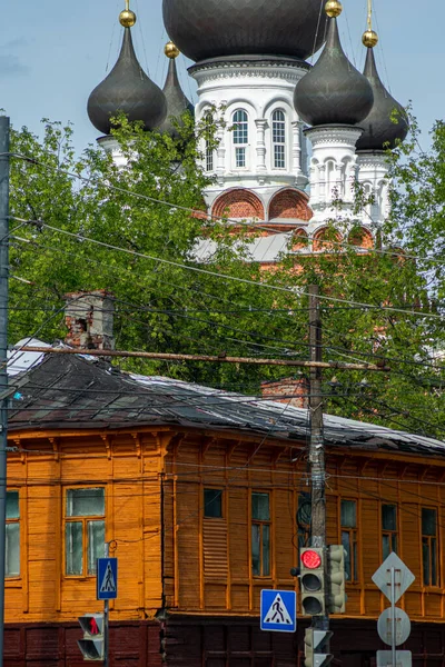 Дерев Яний Будинок Церква Вулиці Старого Міста — стокове фото