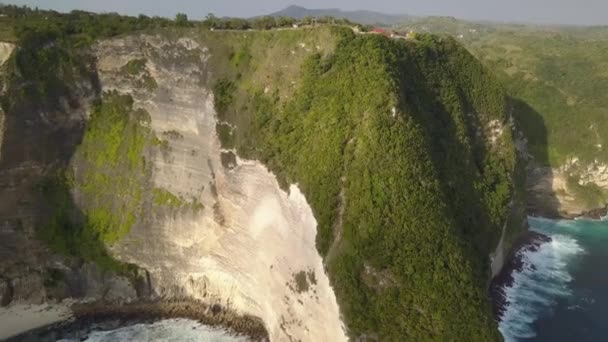 Nusa Penida Island Kelingking Beach Top View Aerial Shot Sandy — Stockvideo