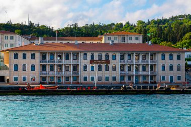 İstanbul, Türkiye - 18 Haziran 2022: Kıyı Güvenliği Genel Müdürlüğünün hizmet binası, (Kiyi Emniyeti Generali Mudurlugu))