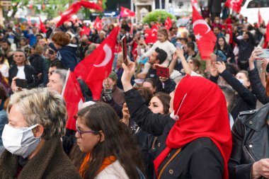 Cankaya, Ankara, Türkiye - 19 Mayıs 2022: Atatürk, Gençlik ve Spor Günü 'nde erkekler yürüyüş bandosu gösterisi 19 Mayıs' ta kutlanan yıllık Türk ulusal bayramıdır..