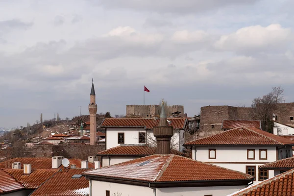 Daleki Widok Ankara Zamek Dachów Mieszkalnych Minaretów — Zdjęcie stockowe