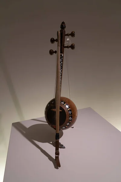 阿塞拜疆民间音乐的弦乐器是Kamancha — 图库照片