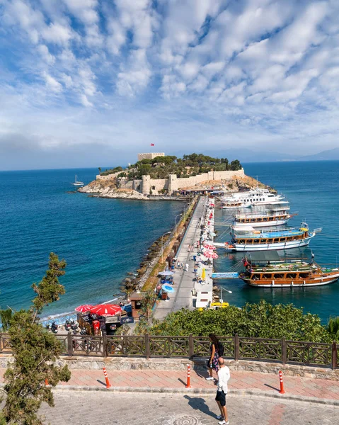 土耳其库萨达西 2021年8月23日 鸽子岛城堡 土耳其语 Guvercinada Kalesi 是一个旅游胜地 — 图库照片