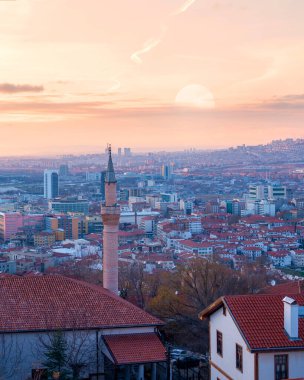 Ankara Kalesi, Ankara, Türkiye 'den Ankara manzarası ve Hacı Bayram ilçesi manzarası