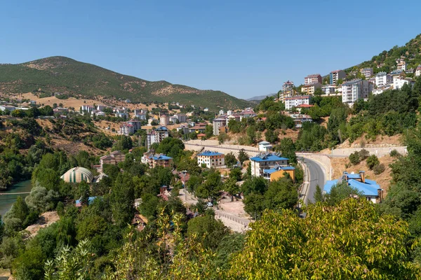 Tunceli Turkiet September 2020 Tunceli Stad Med Munzur Floden Stockbild