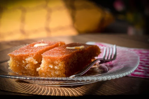 Dessert Turco Sambali Sambaba Sam Tatlisi Servito Piatto Con Forchetta — Foto Stock