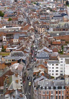 Dinant, Belçika - 10 Ekim 2019: Dinant evlerinin hava manzarası.