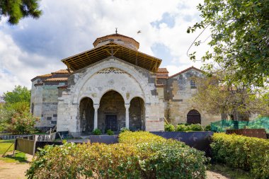 Trabzon / Türkiye - 08 Ağustos 2019: Trabzon, Türkiye 'deki Ayasofya Kilisesi (Ayasofya Sophia)
