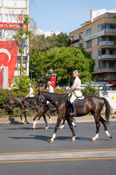 Ankara Turkey August 2019 Turkish Mounted Troops Parade Ottoman Uniforms — Stock Photo, Image