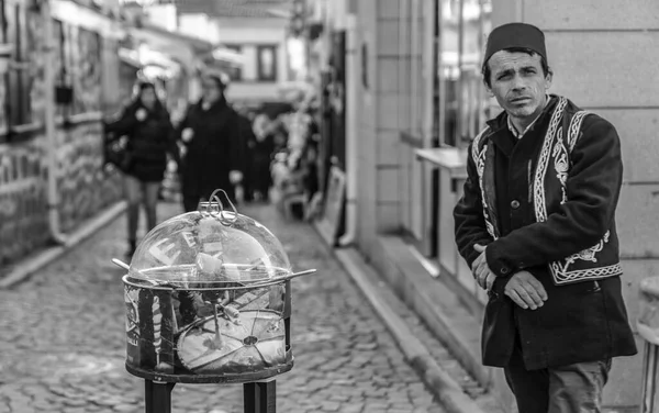 Ankara Turkey February 2019 Man Sells Ottoman Paste Turkish Traditional — Stock Photo, Image