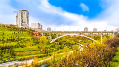 Ankara / Türkiye - 13 Nisan 2019: Dikmen Vadisi (Vadi) Cankaya bölgesinde popüler bir mahalle