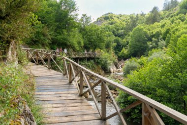 Kastamonu / Türkiye-30 Haziran 2019: Kure Dağları Ulusal Parkı 'ndaki Horma Kanyonu' na giden ve eğlenen insanlar, Kure Daglari Milli Parki