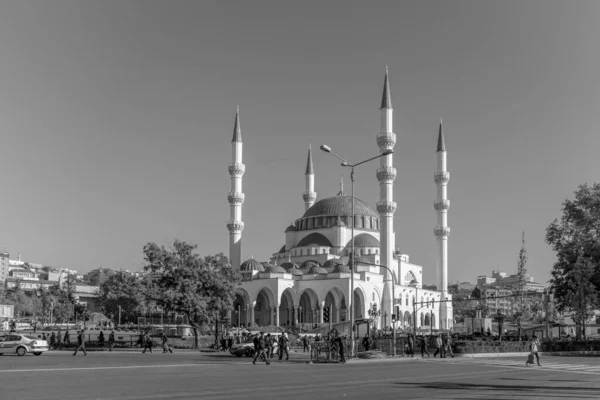 Ankara Turkey September 2018 Melike Hatun Mosque Itfaiye Meydani Newly — Stock Photo, Image