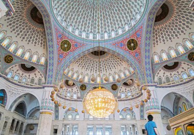 Ankara / Türkiye - 2 Haziran 2018: Kocatepe Camii İçişleri