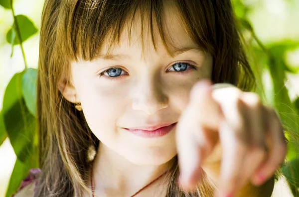 Portrait of little girl — Stock Photo, Image