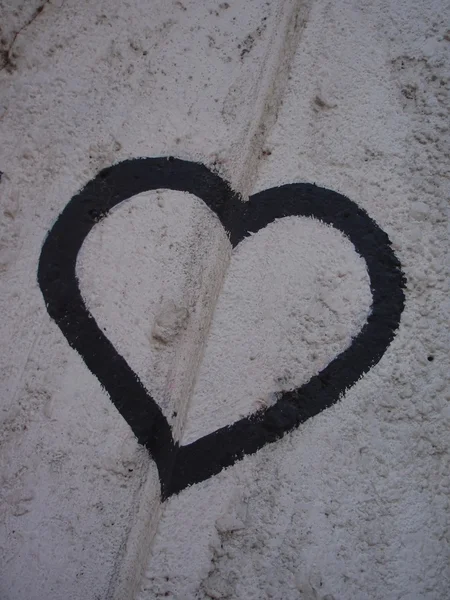 Graffiti heart — Stock Photo, Image