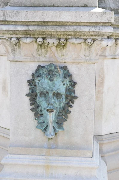Detail of old fountain in Zagreb — Stock Photo, Image