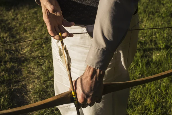 Antique Arrow and Bow in Detail — Stock Photo, Image