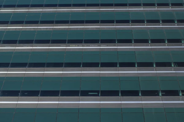 Fenster von Bürogebäuden im Detail — Stockfoto