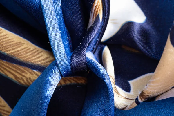 Robe bleue avec ceinture, fond. Macro, texture — Photo