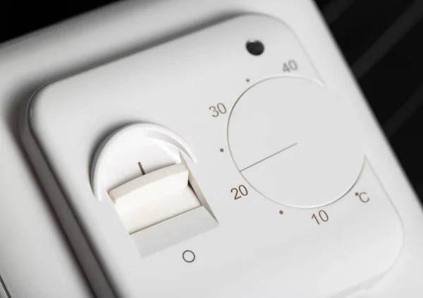 Electric thermostat for underfloor heating. Comfort temperature, macro — Stock Photo, Image