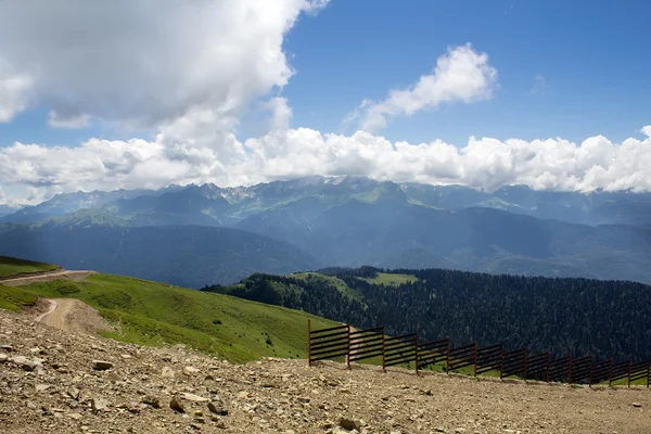 Krajina z vrcholu hory kabinovou lanovkou aibga rosa khut — Stock fotografie