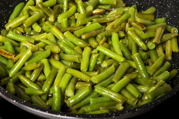 Kızarmış yeşil fasulye