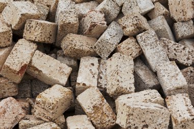 stapel van shell rock betonb