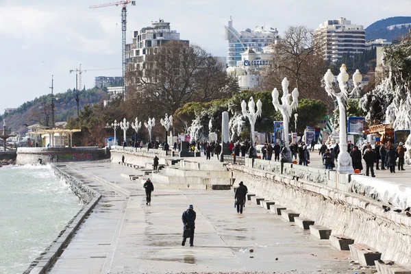 Yalta, Kırım'da kış iskele Stok Resim